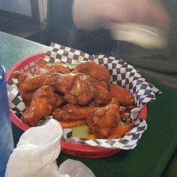 Castaway’s Pub and Grill