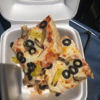 Liza Jane’s Harborside PUb & Grub